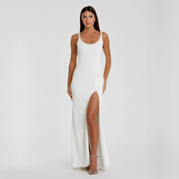 NWT Mac Duggal Sleeveless Crystal Scoop Neckline Column Gown White 10 #A0087 - Picture 1 of 12